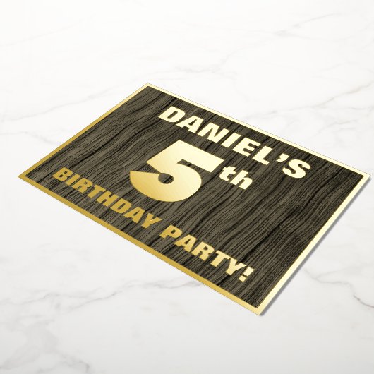 Vijfde verjaardag: Vet, Faux Hood Grain Pattern Folie Uitnodiging (Gedraaid)