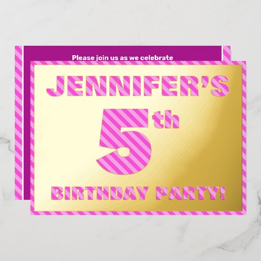 Vijfde verjaardag: Vet, Fun, Roze Stripes # 5 Folie Uitnodiging (Voorkant / Achterkant)