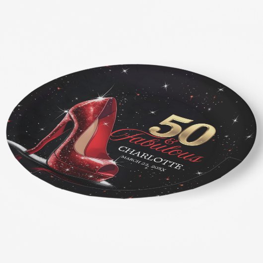 Vijftig 50 & Fabulous BIRTHDAY Rood Goud Hoge Hakk Papieren Bordje (Gekanteld)