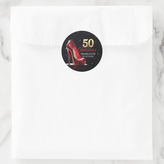 Vijftig 50 & Fabulous BIRTHDAY Rood Goud Hoge Hakk Ronde Sticker (Tas)