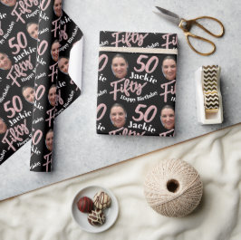 Vijftig 50th Birthday fotoscript roos roze aangepa Cadeaupapier
