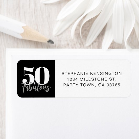 Vijftig en Fabulous Bold Script 50ste verjaardagsf Etiket (Insitu)