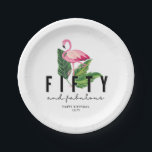 Vijftig en Fabulous Flamingo 50th Birthday Party Papieren Bordje<br><div class="desc">Viel de 50ste verjaardag van een geweldige vrouw met deze leuke flamingo 50 en Fabulous design paper party borden. Pas je bericht aan. Coördinatie van servetten die in onze winkel beschikbaar zijn.</div>