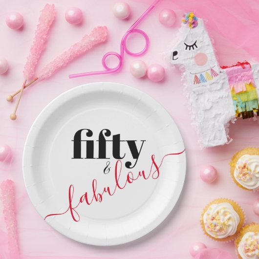 Vijftig en Fabulous Zwart en Rood Script Papieren Bordje (Feest)