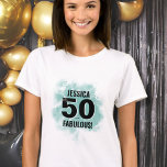 Vijftig Fabulous 50th Verjaardag T-shirt<br><div class="desc">Een mix van schattig script en moderne durf met dit eenvoudige "50 And Fabulous" shirt ontwerp! Met een klassieke zwart-witte kleur met een vleugje kleur van de blauwgroen blauwe (of licht turquoise) waterverf achtergrond. Pas de naam aan en als het nodig is, kunt u ook de 'en' en 'fabulous' wijzigen...</div>
