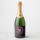 Vijftig & Fantastisch Zwarte Script 50ste Verjaard Sparkling Wijnetiket (Voorkant)
