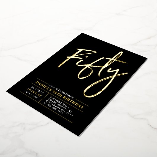 vijftig | Modern Goud & Zwart 50ste verjaardagsfee Folie Uitnodiging (Gedraaid)