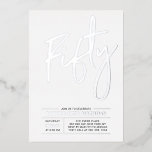 vijftig | Modern Silver 50th Birthday Party Folie Uitnodiging<br><div class="desc">Viel je speciale dag met deze stijlvolle uitnodiging voor de folie van 50e verjaardag. Dit ontwerp is voorzien van een tekst "vijftig" met een schitterende zilverkleurige folie. U kunt kiezen voor een echte folie-stempelkleur (Gold,  Silver,  Roos Gold). Meer design en partijbenodigdheden zijn beschikbaar in mijn winkel BaraBomDesign.</div>