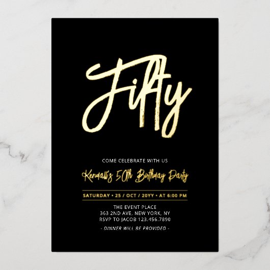 vijftig | Zwart grafisch script 50e verjaardag Folie Uitnodiging (Voorkant)
