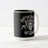 Viking bloed tweekleurige koffiemok (Voorkant rechts)