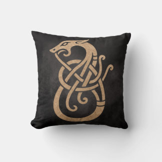Viking Dragon Knot – Oud Noors symbool op zwart Kussen