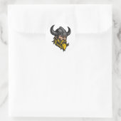 Viking krijger met lange baard in een helm ronde sticker (Tas)