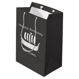 Viking schip/beugboot met aangepaste achtergrondkl medium cadeauzakje