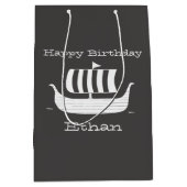 Viking schip/beugboot met aangepaste achtergrondkl medium cadeauzakje (Voorkant)