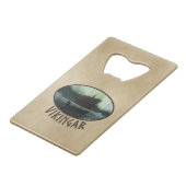 Viking Ship and Northern Lights Creditkaart Flessenopener (Voorkant Gekanteld)