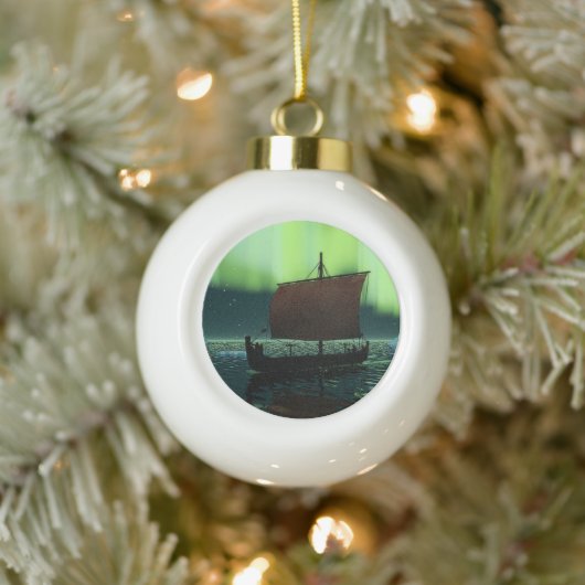 Viking Ship and Northern Lights Keramische Bal Ornament (Boom)