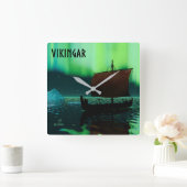 Viking Ship and Northern Lights Vierkante Klok (Huis)