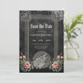 Viking Wolf en Rozen. Het hoofd van een gestileerd Save The Date (Staand voorkant)