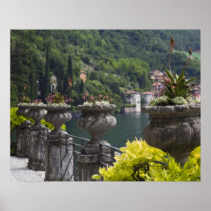Villa Monastero, tuinen en lakefront, Varenna, Poster