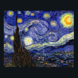 Vincent Van Gogh - De Sterrennacht Fine Art Poster<br><div class="desc">Vincent Van Gogh is de Sterrennacht. Olie op het canvas vanaf 1889, Sterrennacht werd geschilderd terwijl Van Gogh in het asiel in Saint-Remy, Frankrijk, zat en wordt beschouwd als een van zijn grootste meesterwerken. Hoewel het een nachtelijke scène is, werd het overdag geschilderd en vertegenwoordigt het uitzicht uit het raam...</div>