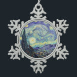 Vincent Van Gogh De Sterrennacht Tin Sneeuwvlok Ornament<br><div class="desc">Vincent van Gogh de Sterrennacht. Dit is een oud meesterwerk van de Nederlandse meesterschilder Vincent Van Gogh was een Nederlandse post-impressionistische schilder. Nachtlandschap. Op de voorgrond staat een boom. De stad ligt in het midden. Bergen op de achtergrond. Er is een maan aan de hemel. sterren en wolken. Dit afbeelding...</div>