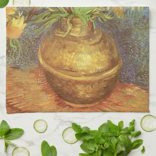 Vincent van Gogh - Fritillairen in een koperen vaa Theedoek (Gevouwen)