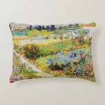 Vincent van Gogh - Garden in Arles Accent Kussen<br><div class="desc">Tuin in Arles / Drijvende tuin met pad / Jardin a Arles - Vincent van Gogh,  1888</div>
