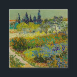 Vincent Van Gogh Garden in Arles Informatiekaartje<br><div class="desc">Behuizing Kaarten met Vincent van Gogh’s olieverfschilderij Tuin te Arles (1888). Een prachtig gekleurde tuin van rijke blues,  groen en rood is afgebeeld in Arles,  Frankrijk. Het perfecte cadeau voor liefhebbers van het post-impressionisme en Nederlandse kunstverzamelaars!</div>