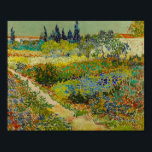 Vincent Van Gogh Garden in Arles Poster<br><div class="desc">Poster met het olieverfschilderij Garden at Arles van Vincent van Gogh (1888). Een prachtig gekleurde tuin van rijke blues,  groen en rood is afgebeeld in Arles,  Frankrijk. Het perfecte cadeau voor liefhebbers van het post-impressionisme en Nederlandse kunstverzamelaars!</div>