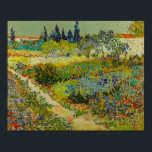 Vincent Van Gogh Garden in Arles Poster<br><div class="desc">Poster met het olieverfschilderij Garden at Arles van Vincent van Gogh (1888). Een prachtig gekleurde tuin van rijke blues,  groen en rood is afgebeeld in Arles,  Frankrijk. Het perfecte cadeau voor liefhebbers van het post-impressionisme en Nederlandse kunstverzamelaars!</div>
