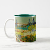 Vincent Van Gogh Garden in Arles Tweekleurige Koffiemok (Links)
