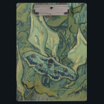 Vincent van Gogh - Grote Pauw Moth Klembord<br><div class="desc">Great Peacock Moth (1889) van Vincent van Gogh is een beeldende kunst stilleven post impressionisme natuur schilderij. Een insect, de Emperor Moth, in een voorjaarstuin met Calla Lily-bloemen en andere planten. Van Gogh noemde het een 'doodshoofdmot' en schilderde een schedel op de achterkant van zijn lichaam. Over de kunstenaar: Vincent...</div>