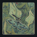 Vincent van Gogh - Grote Pauw Moth Vierkante Klok<br><div class="desc">Great Peacock Moth (1889) van Vincent van Gogh is een beeldende kunst stilleven post impressionisme natuur schilderij. Een insect, de Emperor Moth, in een voorjaarstuin met Calla Lily-bloemen en andere planten. Van Gogh noemde het een 'doodshoofdmot' en schilderde een schedel op de achterkant van zijn lichaam. Over de kunstenaar: Vincent...</div>