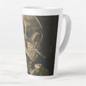 Vincent Van Gogh - Skull met Burning Cigarette Latte Mok (Rechterhoek)