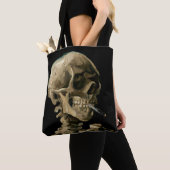 Vincent van Gogh - Skull met Burning Cigarette Tote Bag (Dichtbij)