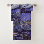 Vincent Van Gogh Sterrennacht  Fine Art Bad Handdoek<br><div class="desc">Vincent van Gogh Sterrennacht Fine Art Painting Sterrennacht is een schilderij van de Nederlandse postpressionist Vincent van Gogh. De blauwe nachtelijke hemel is gevuld met ronddraaiende wolken, sterren en een heldere halve maan. De Sterrennacht is de enige nocturne in de reeks uitzichten uit zijn slaapkamerraam. Beweging: Post-Impressionisme. Prachtige artistieke decoratieve...</div>