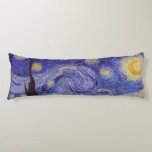 Vincent Van Gogh Sterrennacht  Fine Art Lichaamskussen<br><div class="desc">Vincent van Gogh Sterrennacht Fine Art Painting Sterrennacht is een schilderij van de Nederlandse postpressionist Vincent van Gogh. De blauwe nachtelijke hemel is gevuld met ronddraaiende wolken, sterren en een heldere halve maan. De Sterrennacht is de enige nocturne in de reeks uitzichten uit zijn slaapkamerraam. Beweging: Post-Impressionisme. Prachtige artistieke decoratieve...</div>