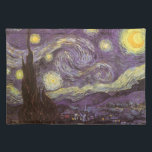 Vincent van Gogh - Sterrennacht Placemat<br><div class="desc">Sterrennacht (1889) van Vincent van Gogh is een post-impressionisme, een schilderij van de natuur van het kunstlandschap. Een uitzicht van een stad in een vallei 's nachts met de wolken die ronddraaien, de sterren die schijnen en een prachtige gouden gele halve maan. Het werd overdag uit het geheugen geschilderd en...</div>