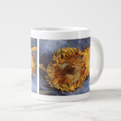 Vincent van Gogh - Stilleven: twee geslepen zonneb Grote Koffiekop (Voorkant rechts)