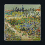 Vincent Van Gogh  tuin in Arles Magneet<br><div class="desc">Een charmante afdruk van 'Garden at Arles', een olie op schilderij van doek, gemaakt in 1888 door Vincent van Gogh. Vincent van Gogh (1853 - 1890) was een Nederlandse Post-Impressionistische schilder die in iets meer dan tien jaar ongeveer 2.100 schilderijen creëerde, waaronder ongeveer 860 olieschilderijen, waarvan de meeste werden gemaakt...</div>