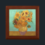 Vincent van Gogh twaalf zonnebloemen in een vaas Cadeaudoosje<br><div class="desc">Vincent Van Gogh heeft twaalf zonnebloemen in een Vase Floral Fine Art die zonnebloemen schildert (oorspronkelijke titel, in het Frans: Tournesols) zijn het onderwerp van twee reeksen stille schilderijen van de Nederlandse Post-Impressionistische schilder Vincent van Gogh. In de vorige serie die in 1887 in Parijs werd geschilderd, zijn de bloemen...</div>