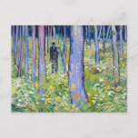 Vincent van Gogh Undergrowth met Two Figures Briefkaart<br><div class="desc">Twee cijfers staan onder de ondergroei van een bos zoals geschilderd door Vincent van Gogh.</div>