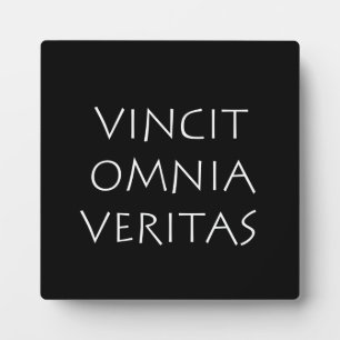 Vincit omnia veritas fotoplaat