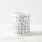 VINCIT OMNIA VERITAS - Licht Koffiemok (Center)