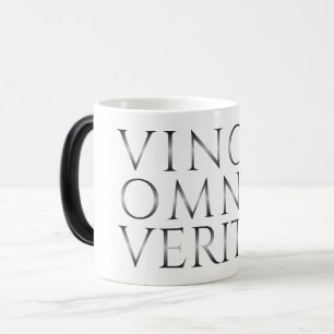 VINCIT OMNIA VERITAS - Licht Magische Mok