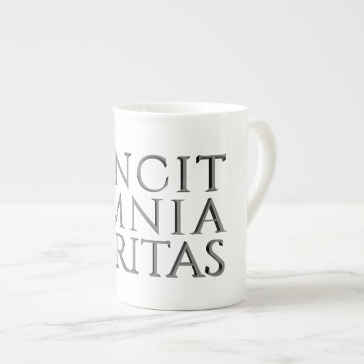 VINCIT OMNIA VERITAS - Light Bone China Mok (Voorkant rechts)