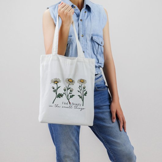 Vind schoonheid in kleine dingen Daisy Wildflower Tote Bag