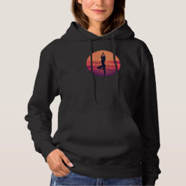 Vind uw Flow Sunset Tree Pose Hoodie
