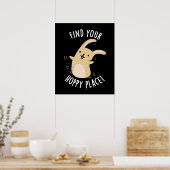 Vind uw Hoppy Place Funny Rabbit Pun Dark BG Poster (Keuken)
