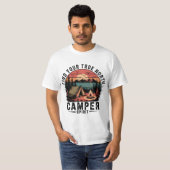 Vind uw ware North Retro Camper avontuur T-shirt (Voorkant volledig)